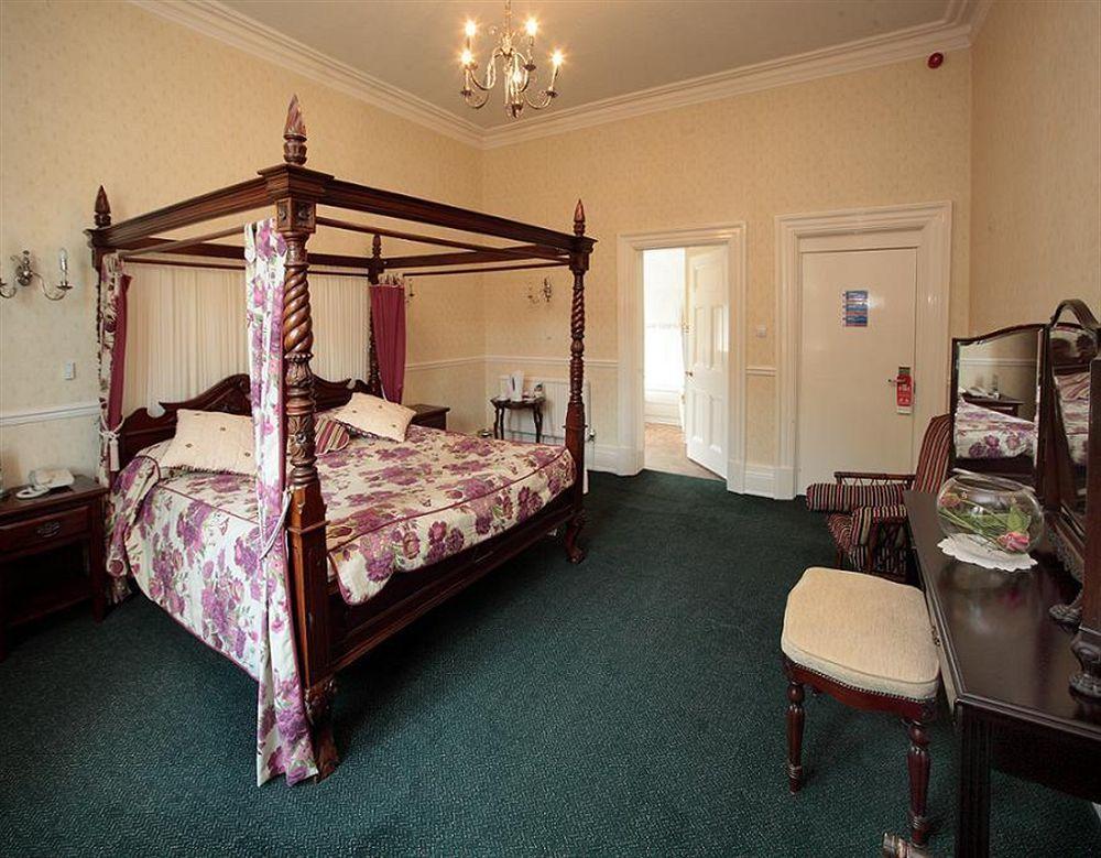 Durker Roods Hotel Huddersfield Szoba fotó